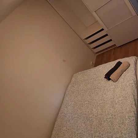 Pensión Good Location 3*