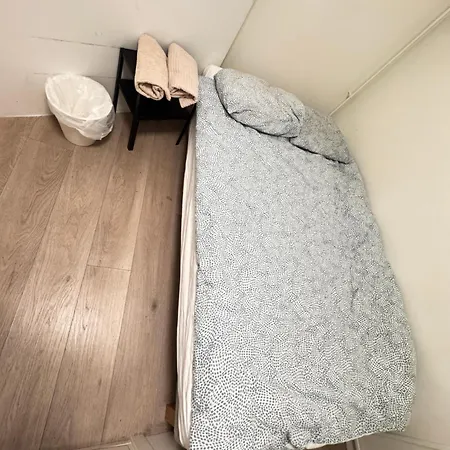 Pensión Good Location 3*