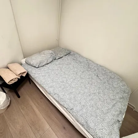 ゲストハウス Good Location